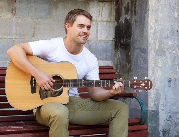 Josh Acoustic Soloist Brisbane - Singer Musicians