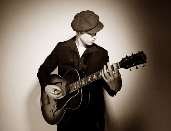 Sydney Guitarist Singer - Jordan