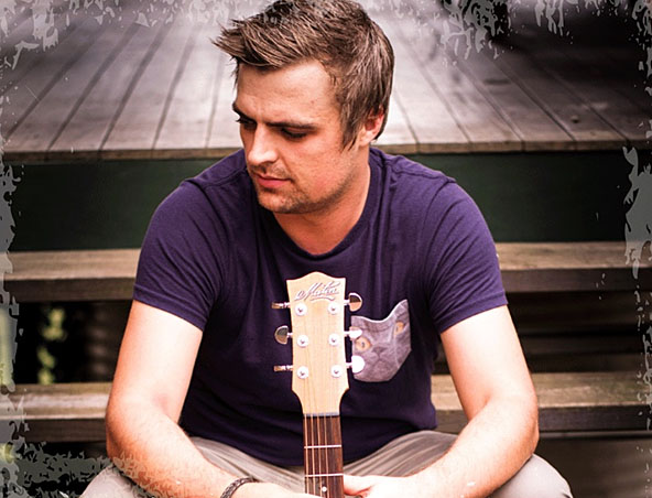 Will Acoustic Soloist Singer Brisbane - Musicians EntertainersWill Acoustic Soloist Singer Brisbane 
